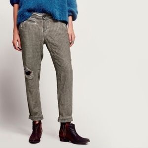 Free People - very rare - distressed linen trousers!